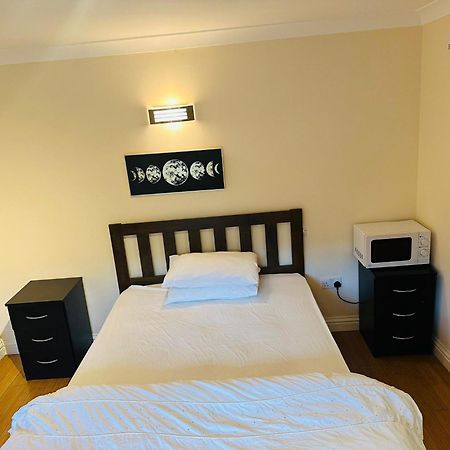 Sultania Motel And Catering Hedgerley 외부 사진