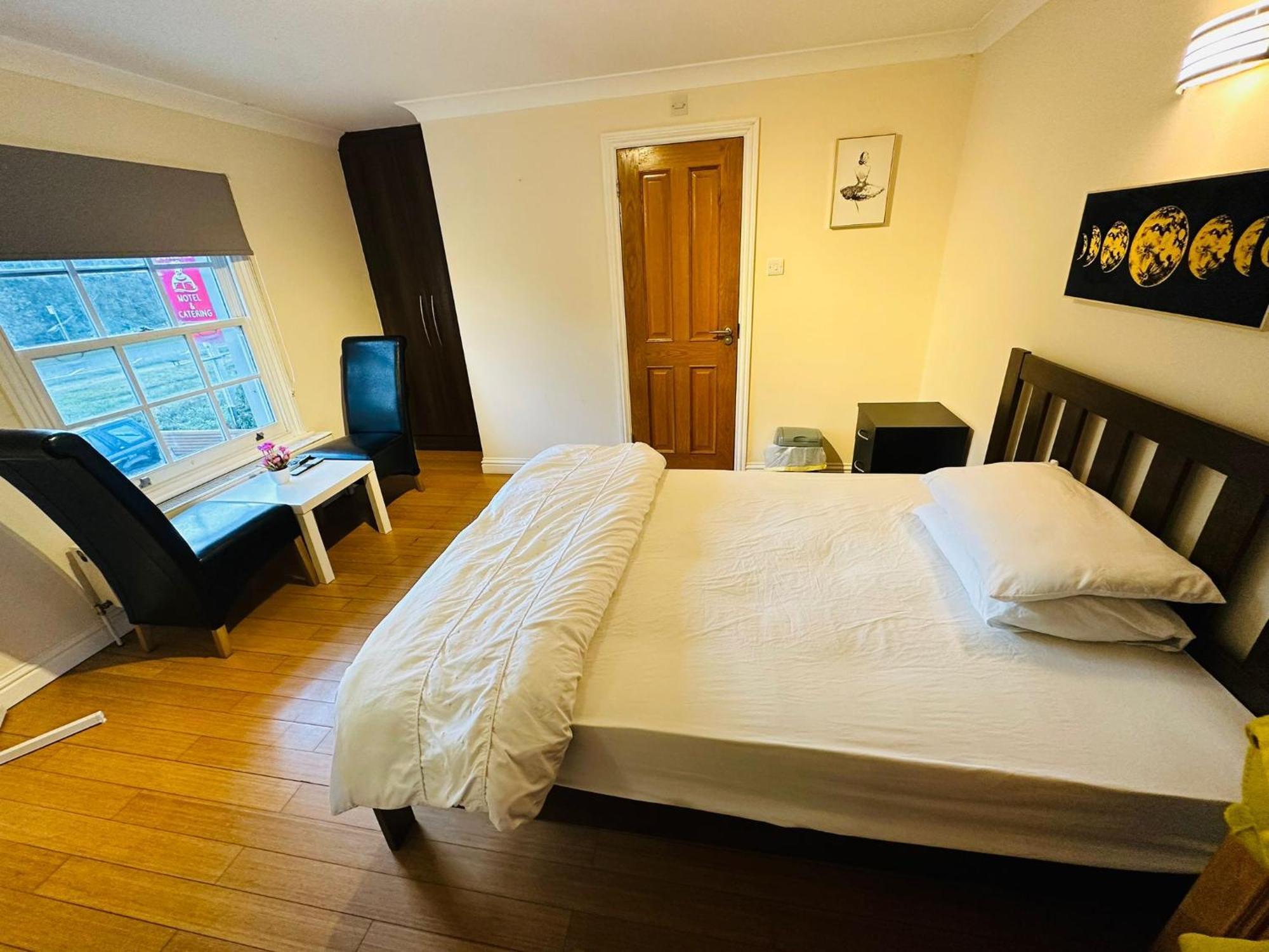 Sultania Motel And Catering Hedgerley 외부 사진